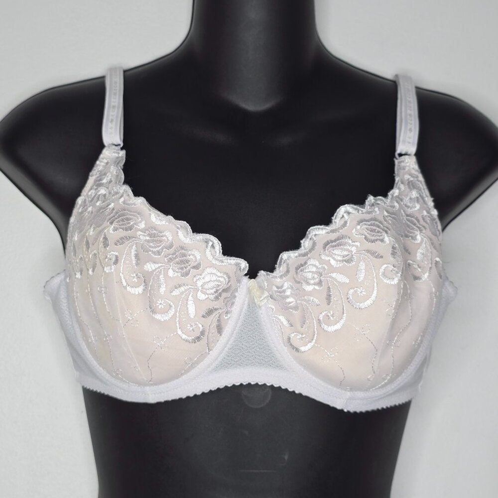 Romeo & Juliet Bra Womens 38C White Floral Angel's Secret Underwire Padded